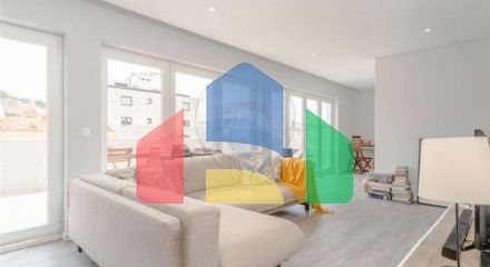 Residential - Condo/Apartment - T3 - Arroios, Lisbon - PT