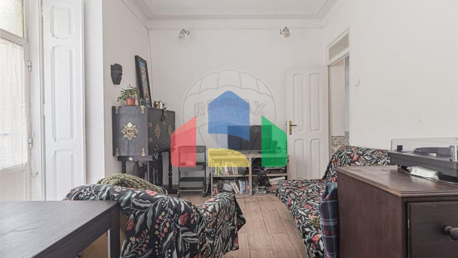 Residential - Condo/Apartment - T4 - Arroios, Lisbon - PT