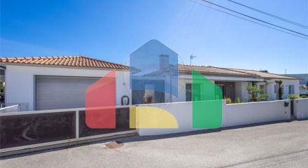 Residential - Single Family Home - T4 - Benedita, Alcobaca - PT