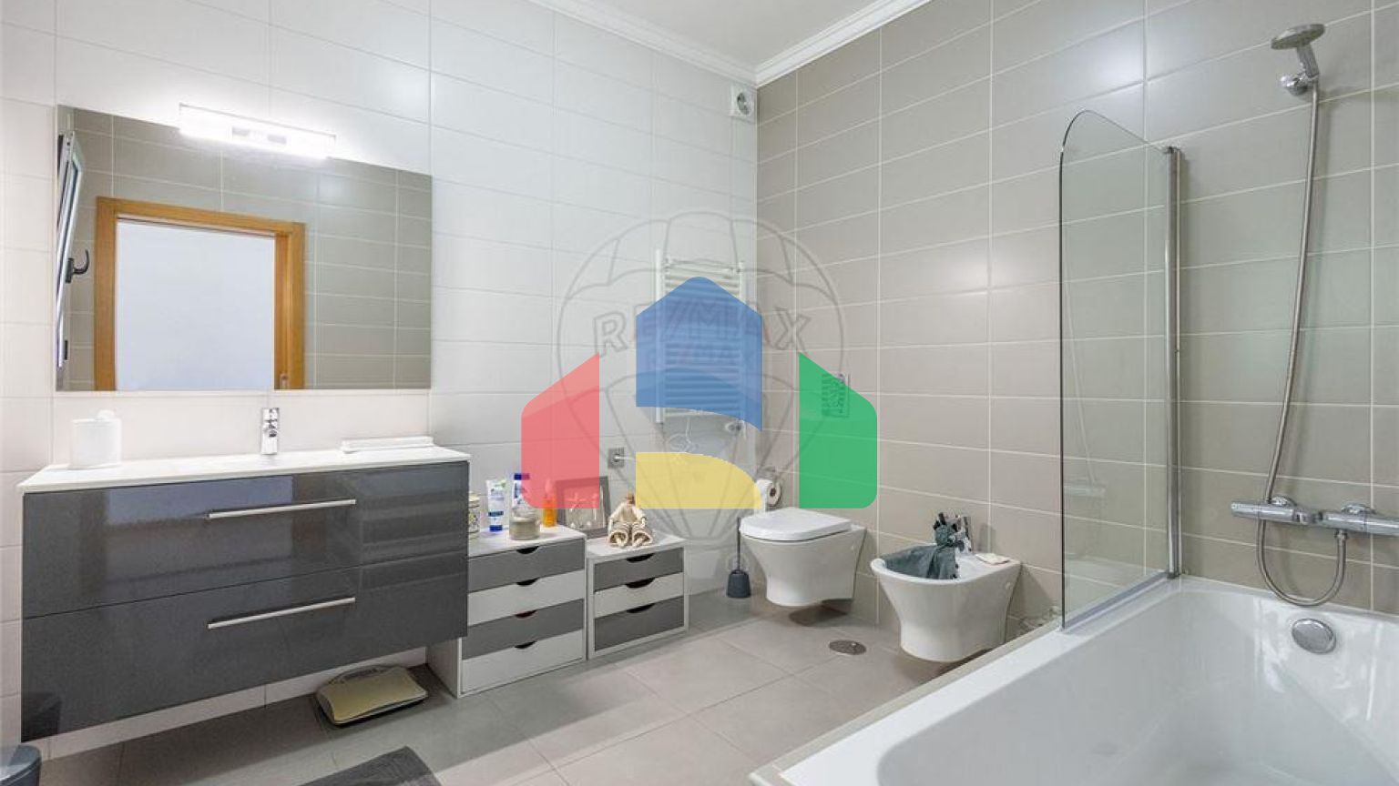 Residential - Single Family Home - T4 - Benedita, Alcobaca - PT