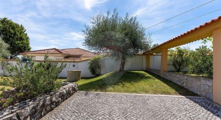 Residential - Single Family Home - T4 - Benedita, Alcobaca - PT