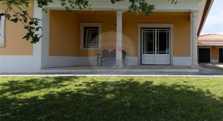 Residential - Single Family Home - T4 - Benedita, Alcobaca - PT