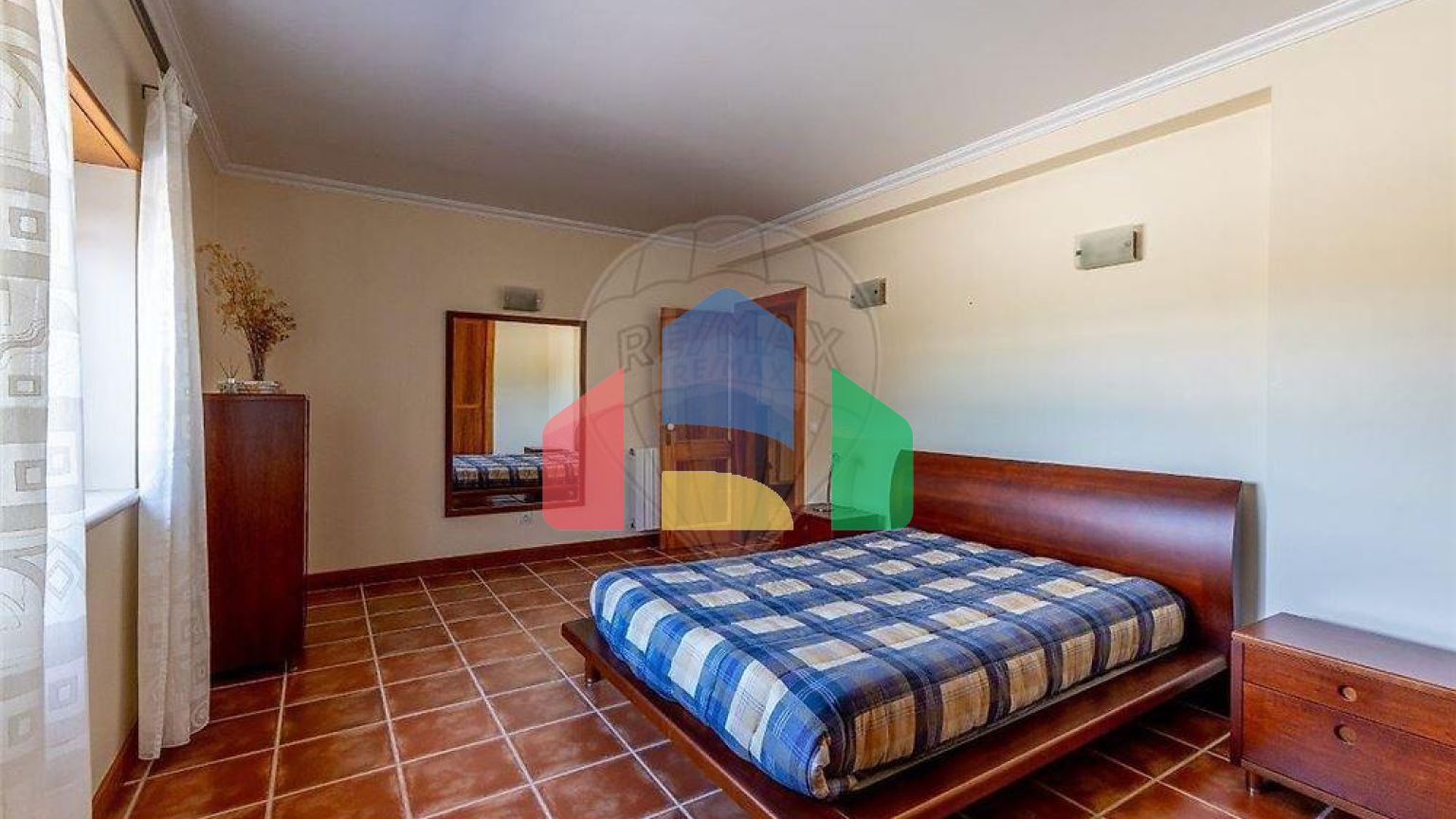 Residential - Single Family Home - T4 - Benedita, Alcobaca - PT