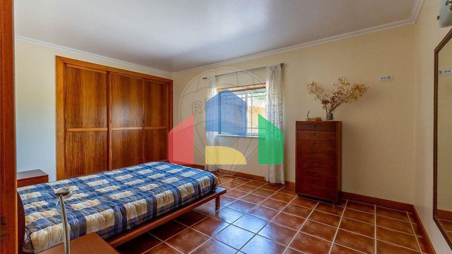 Residential - Single Family Home - T4 - Benedita, Alcobaca - PT