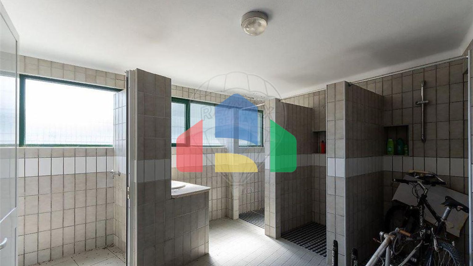 Residential - Single Family Home - T4 - Benedita, Alcobaca - PT