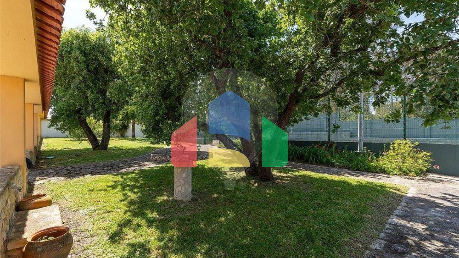 Residential - Single Family Home - T4 - Benedita, Alcobaca - PT