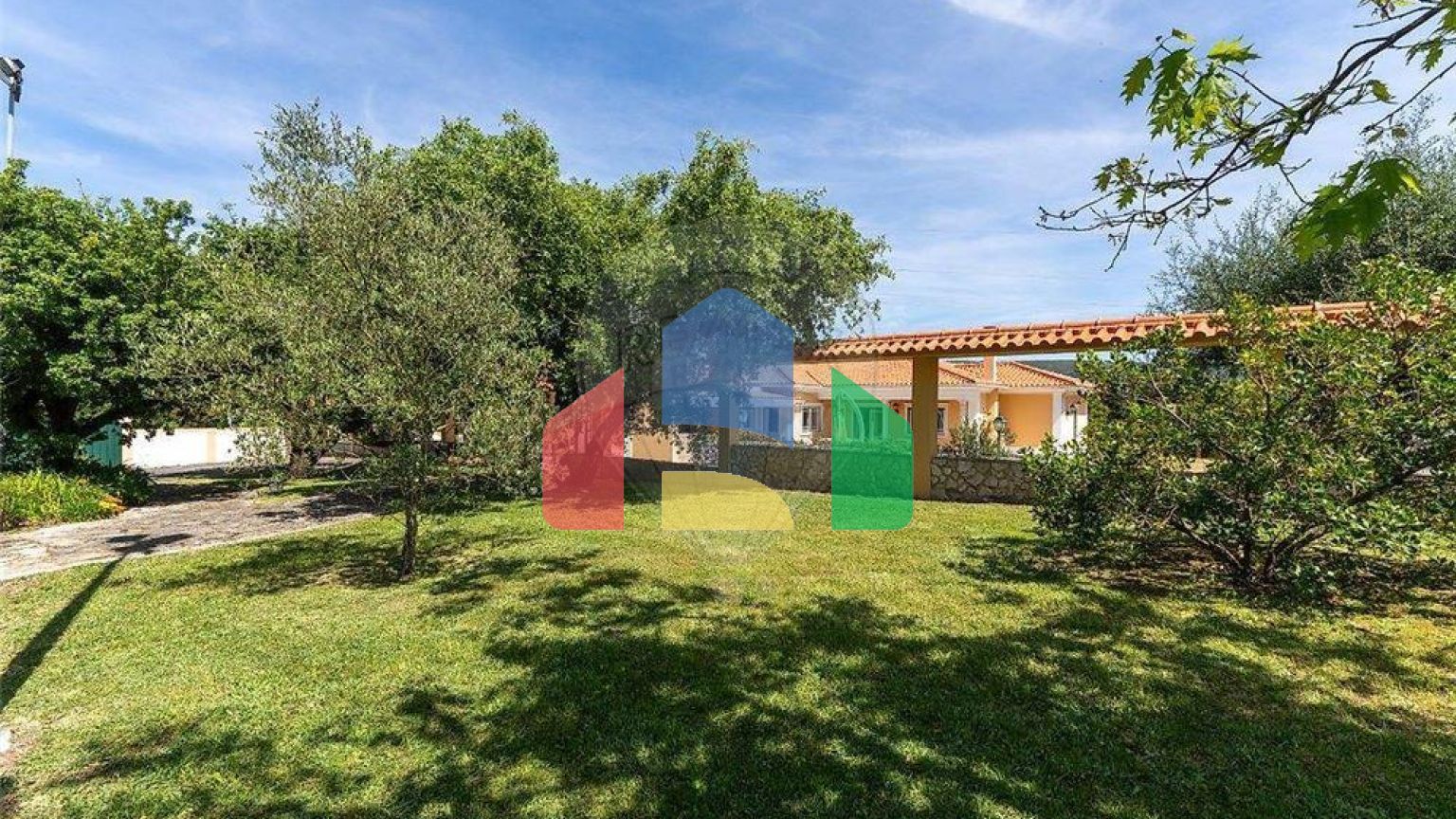 Residential - Single Family Home - T4 - Benedita, Alcobaca - PT