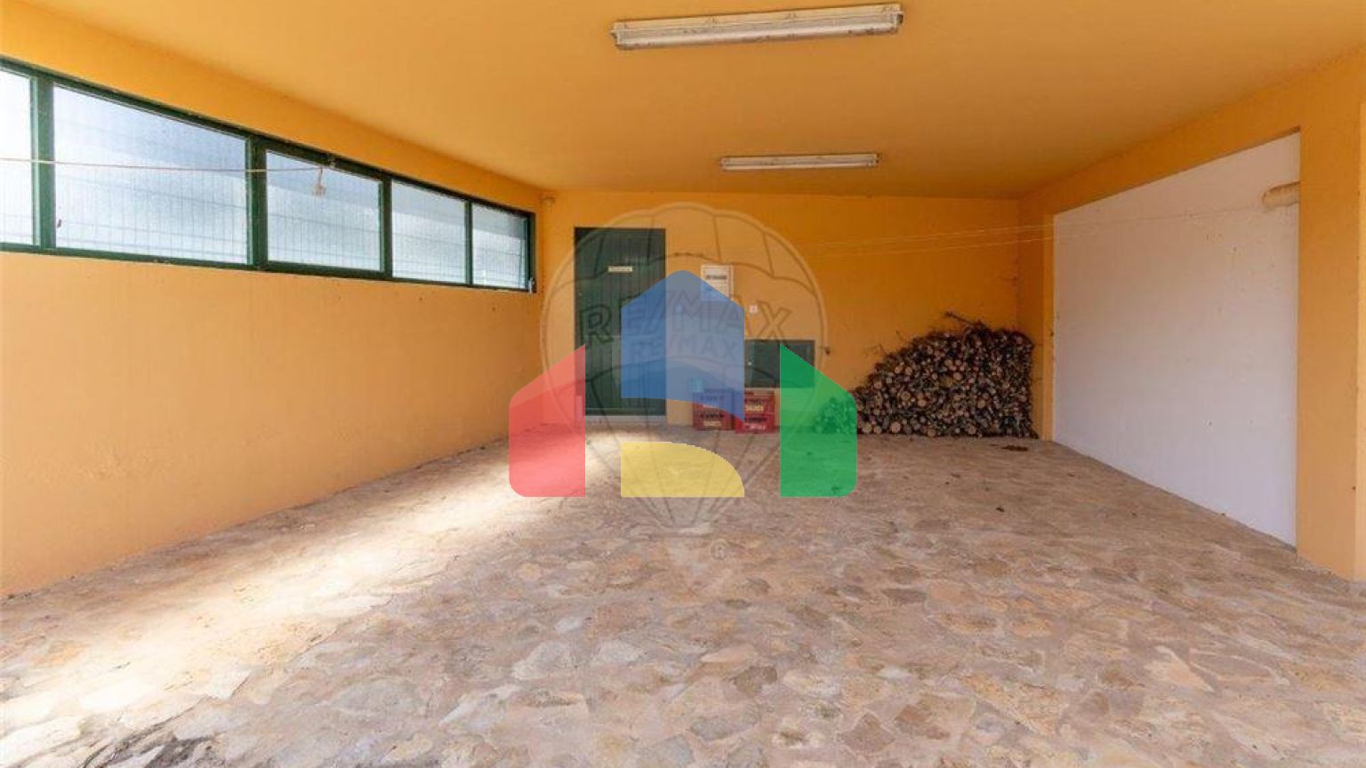 Residential - Single Family Home - T4 - Benedita, Alcobaca - PT