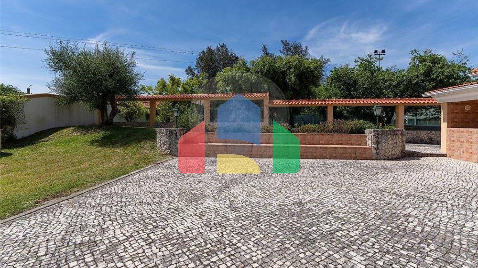 Residential - Single Family Home - T4 - Benedita, Alcobaca - PT