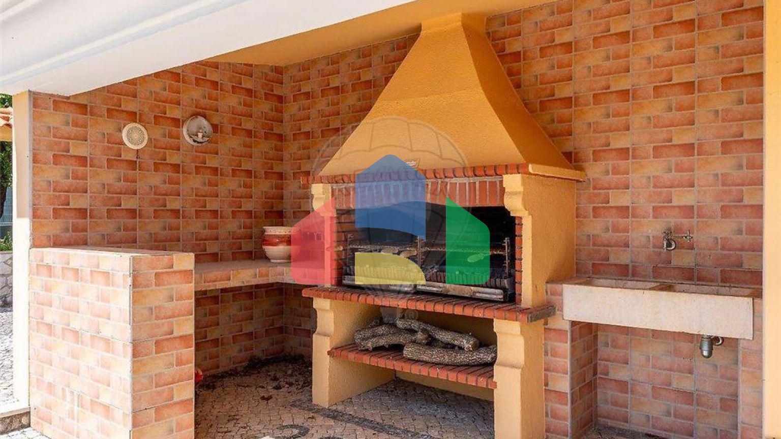 Residential - Single Family Home - T4 - Benedita, Alcobaca - PT