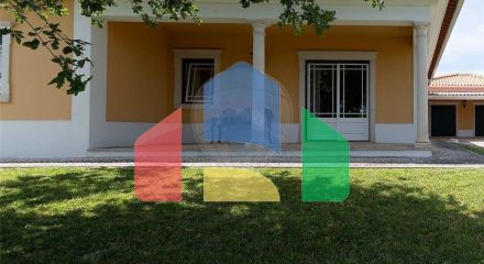 Residential - Single Family Home - T4 - Benedita, Alcobaca - PT