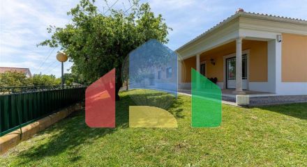 Residential - Single Family Home - T4 - Benedita, Alcobaca - PT