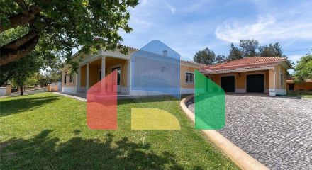 Residential - Single Family Home - T4 - Benedita, Alcobaca - PT