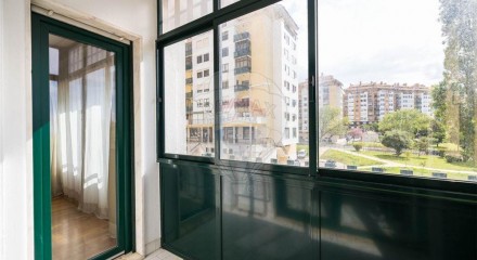 Residential - Condo/Apartment - T1 - Queluz e Belas, Sintra - PT