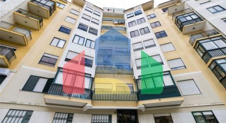 Residential - Condo/Apartment - T1 - Queluz e Belas, Sintra - PT