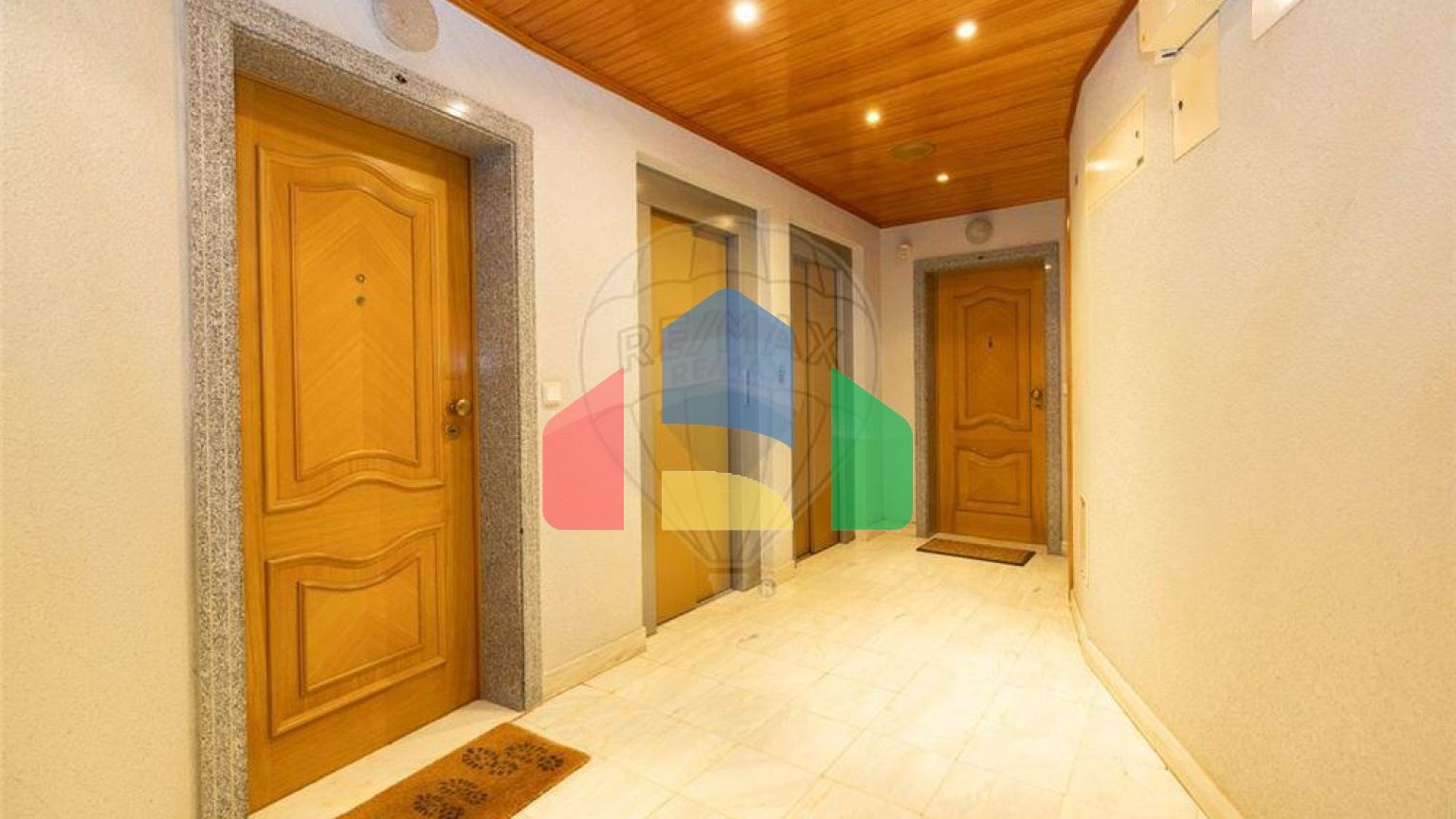 Residential - Condo/Apartment - T1 - Queluz e Belas, Sintra - PT