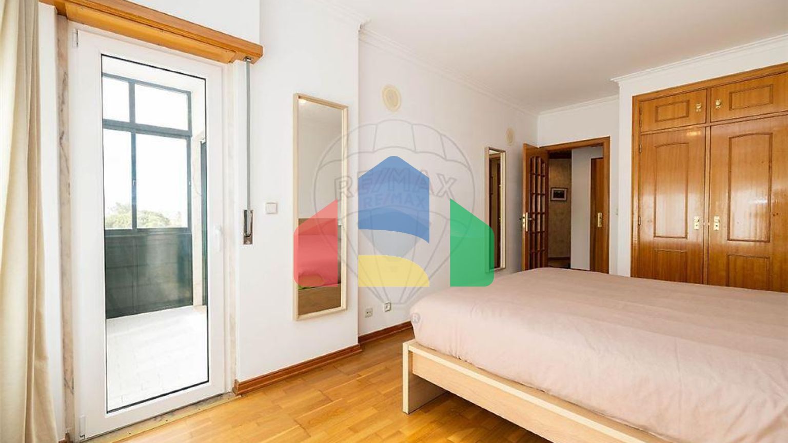 Residential - Condo/Apartment - T1 - Queluz e Belas, Sintra - PT