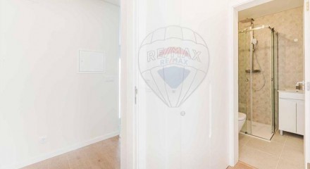 Residential - Single Family Home - T3 - Queluz e Belas, Sintra - PT