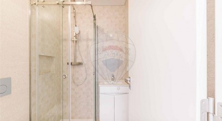 Residential - Single Family Home - T3 - Queluz e Belas, Sintra - PT