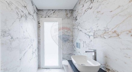 Residential - Single Family Home - T3 - Queluz e Belas, Sintra - PT