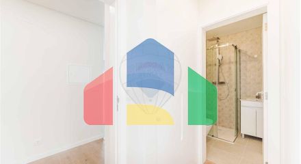 Residential - Single Family Home - T3 - Queluz e Belas, Sintra - PT