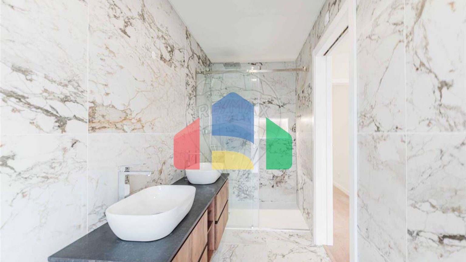 Residential - Single Family Home - T3 - Queluz e Belas, Sintra - PT