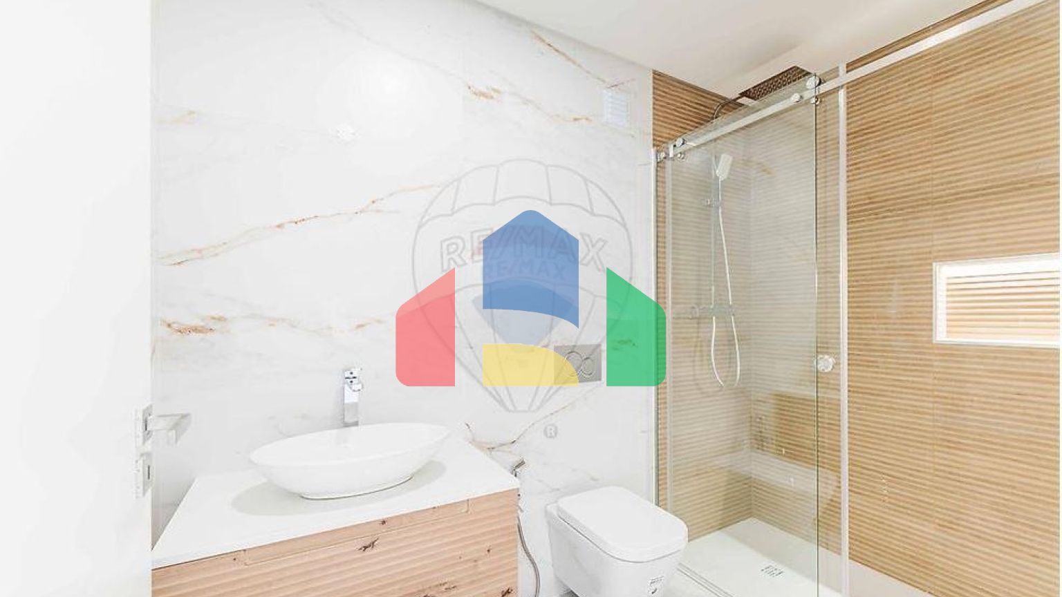 Residential - Single Family Home - T3 - Queluz e Belas, Sintra - PT