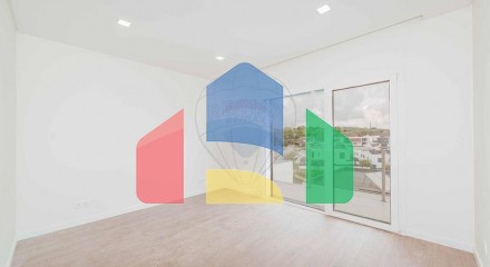 Residential - Single Family Home - T3 - Queluz e Belas, Sintra - PT