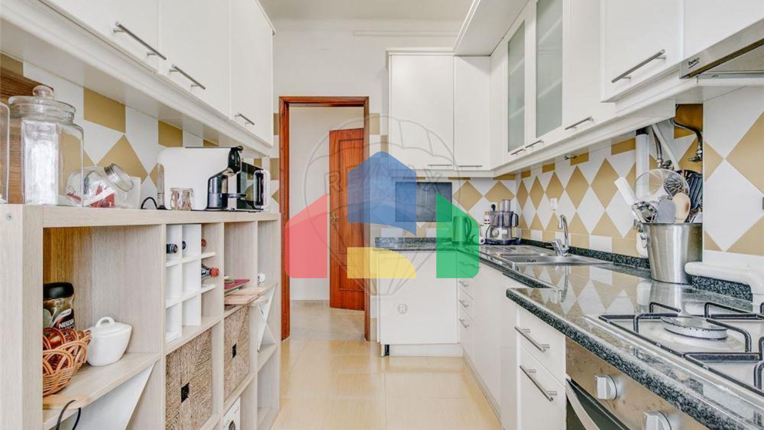 Residential - Condo/Apartment - T2 - Queluz e Belas, Sintra - PT