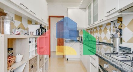 Residential - Condo/Apartment - T2 - Queluz e Belas, Sintra - PT