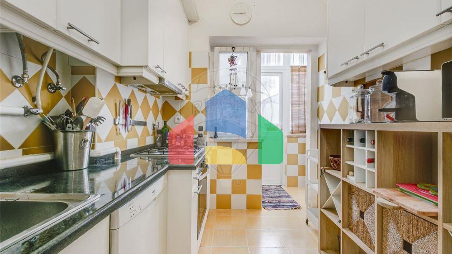 Residential - Condo/Apartment - T2 - Queluz e Belas, Sintra - PT