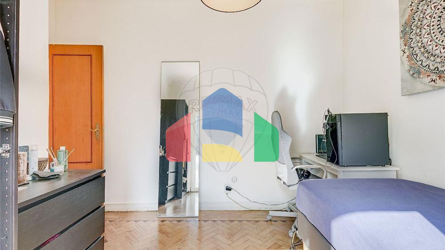 Residential - Condo/Apartment - T2 - Queluz e Belas, Sintra - PT