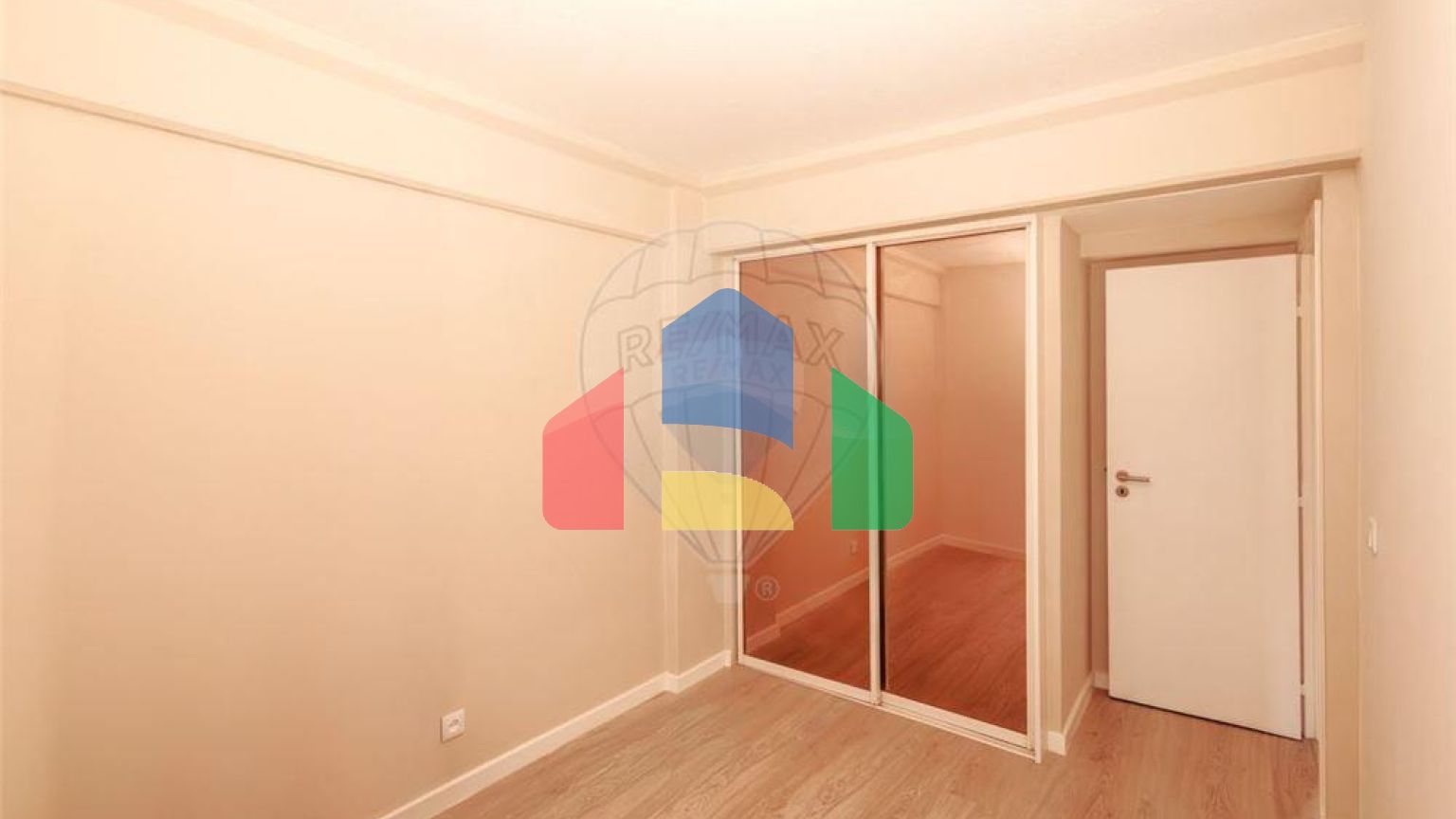 Residential - Condo/Apartment - T3 - Sao Domingos de Benfica, Lisbon - PT