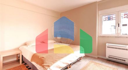 Residential - Condo/Apartment - T3 - Sao Domingos de Benfica, Lisbon - PT