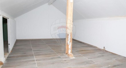 Residential - Single Family Home - T2 - Santo Quintino, Sobral de Monte Agraco - PT