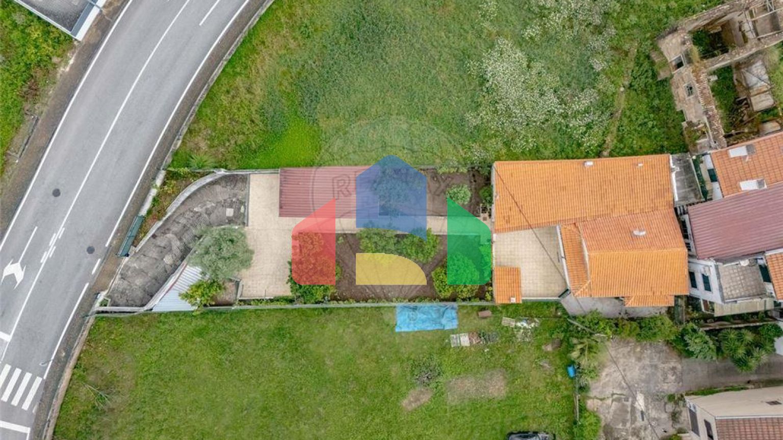 Residential - Single Family Home - T3 - Eiras e São Paulo de Frades, Coimbra - PT