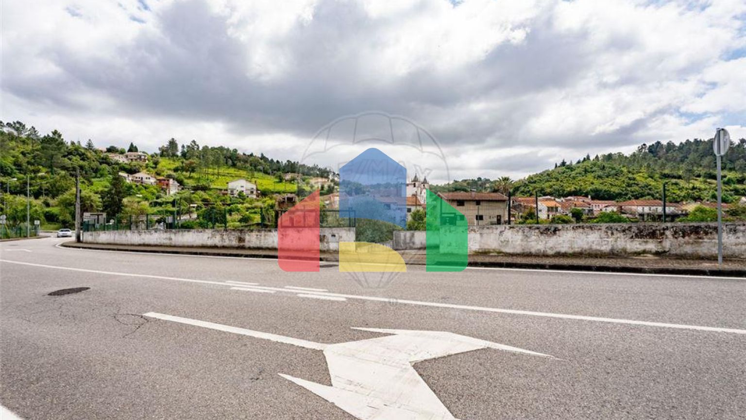 Residential - Single Family Home - T3 - Eiras e São Paulo de Frades, Coimbra - PT