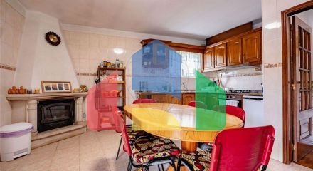 Residential - Single Family Home - T3 - Eiras e São Paulo de Frades, Coimbra - PT