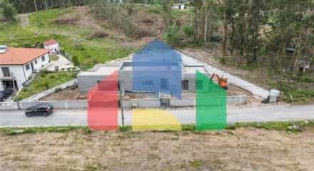 Residential - Single Family Home - T3 - Vinhos, Fafe - PT