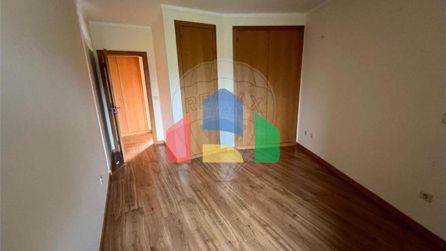 Residential - Condo/Apartment - T3 - Canelas, Vila Nova de Gaia - PT