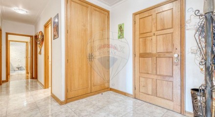 Residential - Condo/Apartment - T2 - Canelas, Vila Nova de Gaia - PT