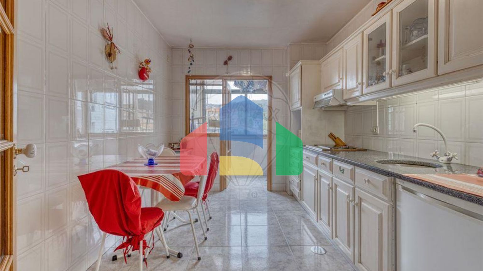 Residential - Condo/Apartment - T2 - Canelas, Vila Nova de Gaia - PT