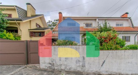 Residential - Single Family Home - T3 - Canelas, Vila Nova de Gaia - PT