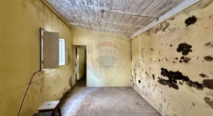 Residential - Single Family Home - T3 - Paranhos, Oporto - PT