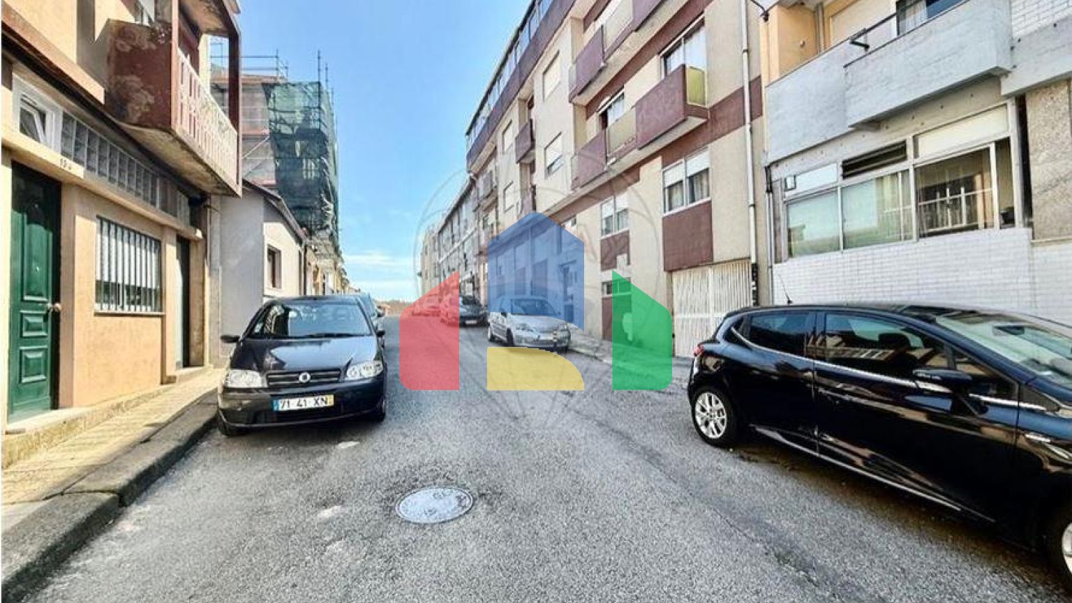 Residential - Single Family Home - T3 - Paranhos, Oporto - PT