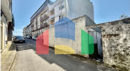 Residential - Single Family Home - T3 - Paranhos, Oporto - PT