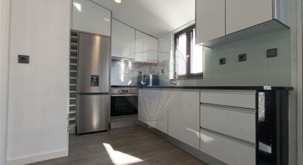 Residential - Single Family Home - T2 - Paranhos, Oporto - PT