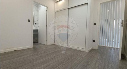 Residential - Single Family Home - T2 - Paranhos, Oporto - PT