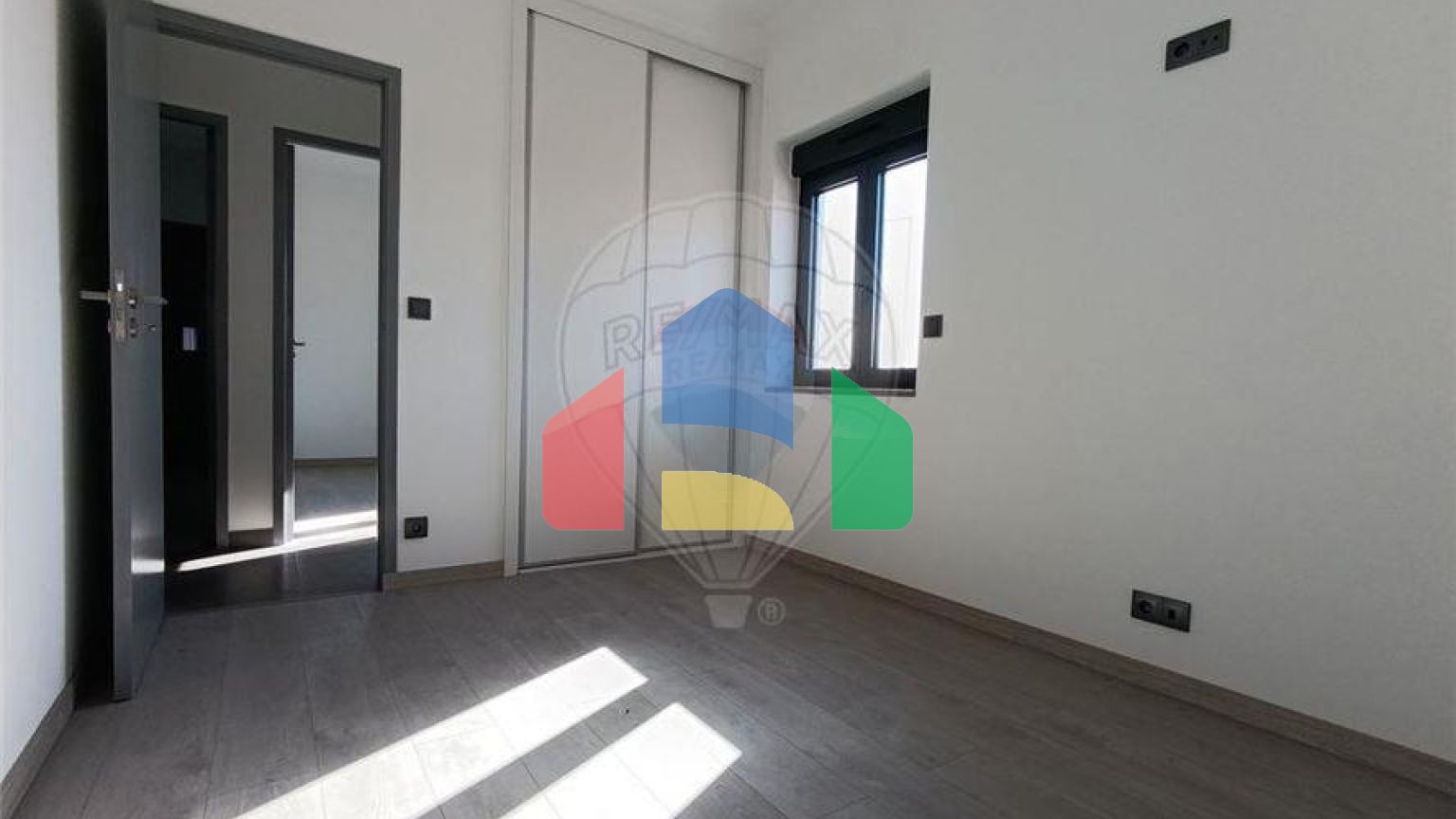 Residential - Single Family Home - T2 - Paranhos, Oporto - PT