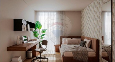 Residential - Condo/Apartment - T2 - Paranhos, Oporto - PT
